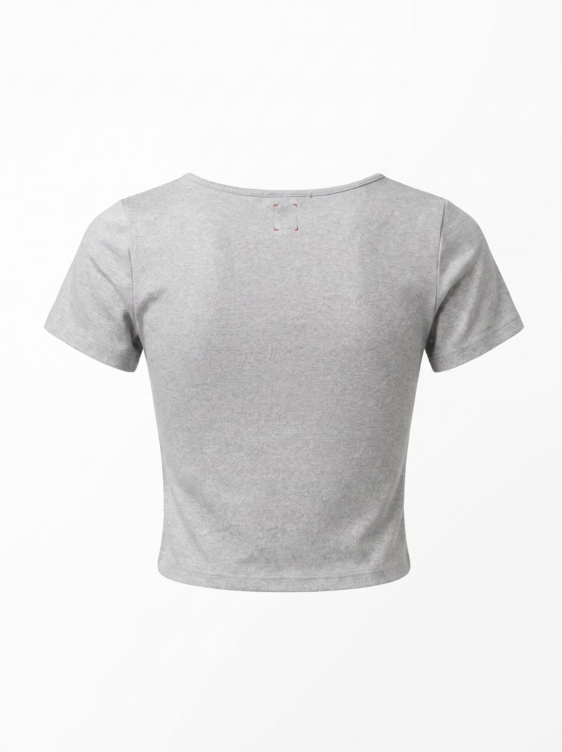 Camiseta entallada con detalle de lazo